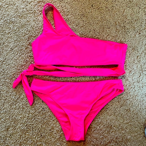 SHEIN Other - Bright Pink Wrap-Around Bikini Set💗